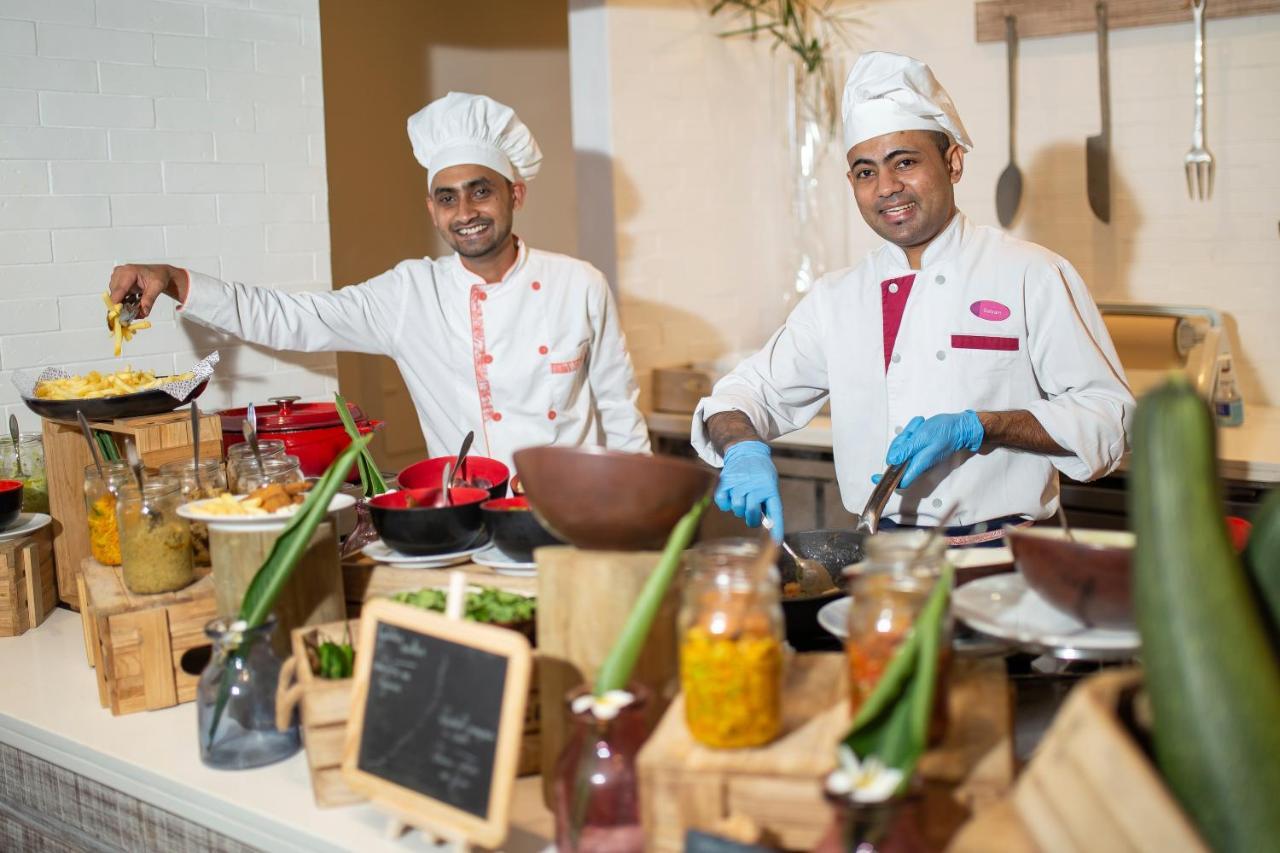 C Palmar - All Inclusive Belle Mare Exterior foto Indian chefs