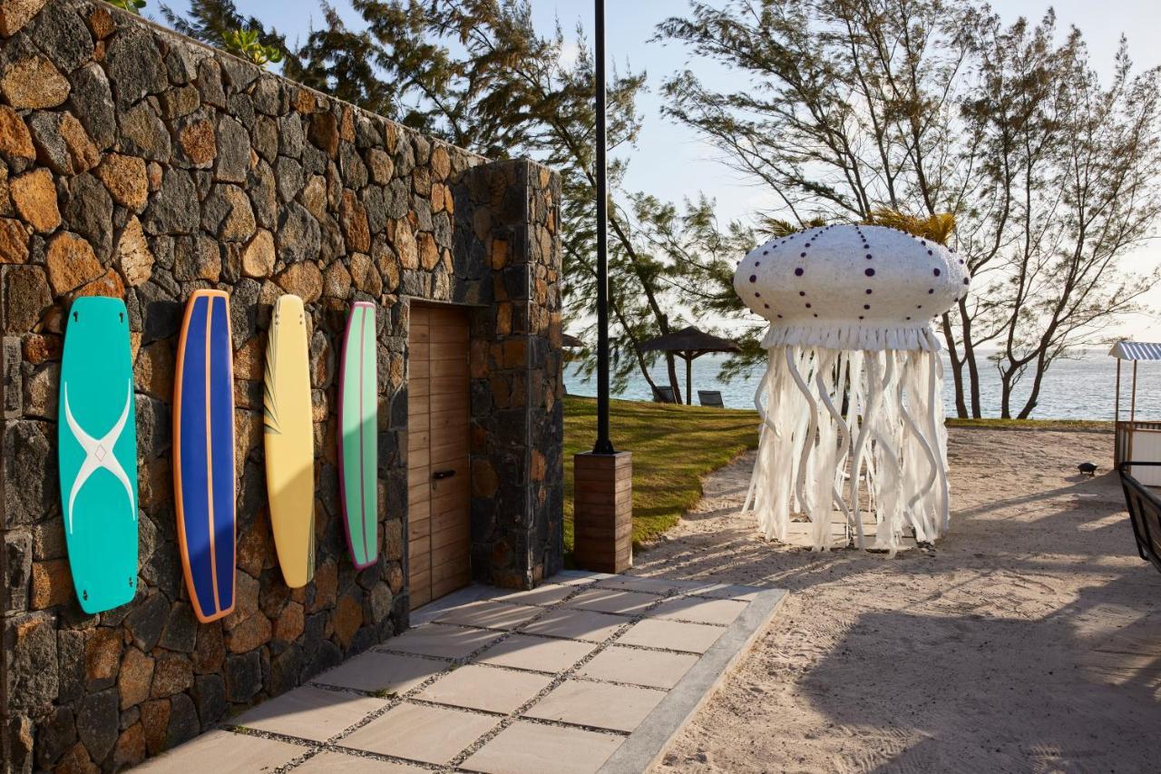 C Palmar - All Inclusive Belle Mare Exterior foto The "Jellyfish" sculpture at the entrance of the resort