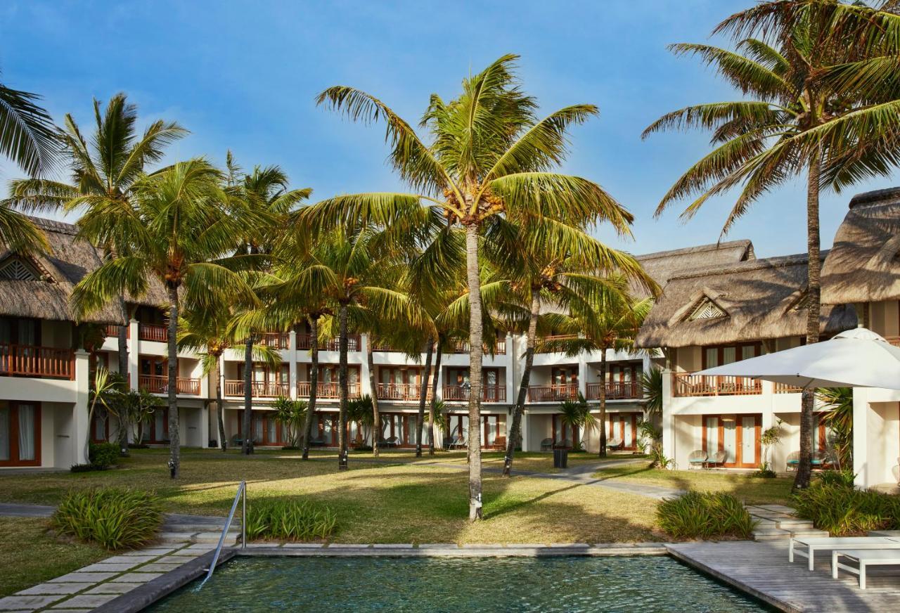 C Palmar - All Inclusive Belle Mare Exterior foto The resort's pool