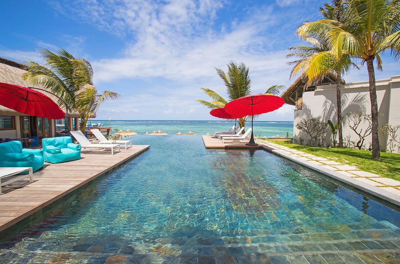 C Palmar - All Inclusive Belle Mare Exterior foto The swimming pool at the resort